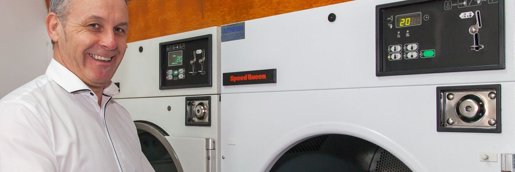 Reading-launderette